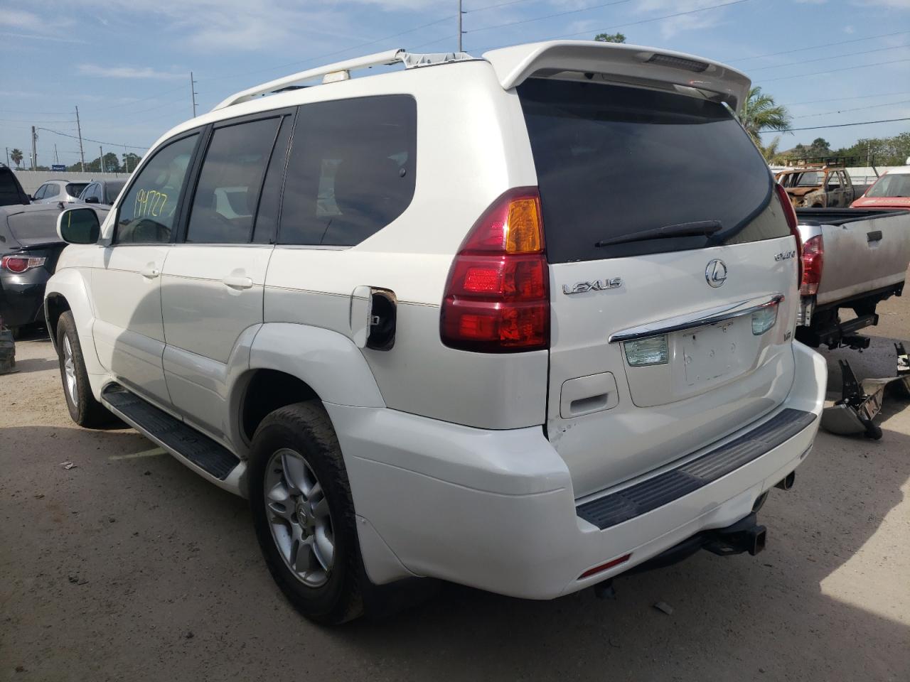 Photo 3 from auction – 2006 LEXUS GX 470 with VIN JTJBT20X560122013