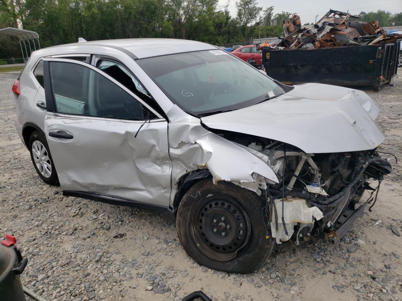 NISSAN ROGUE S 2017 with VIN KNMAT2MV1HP514696 - Photo from auction