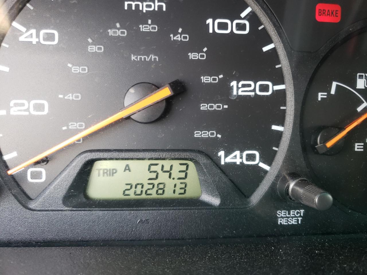 Photo 8 from auction – 2003 HONDA ODYSSEY EX with VIN 5FNRL180X3B100668