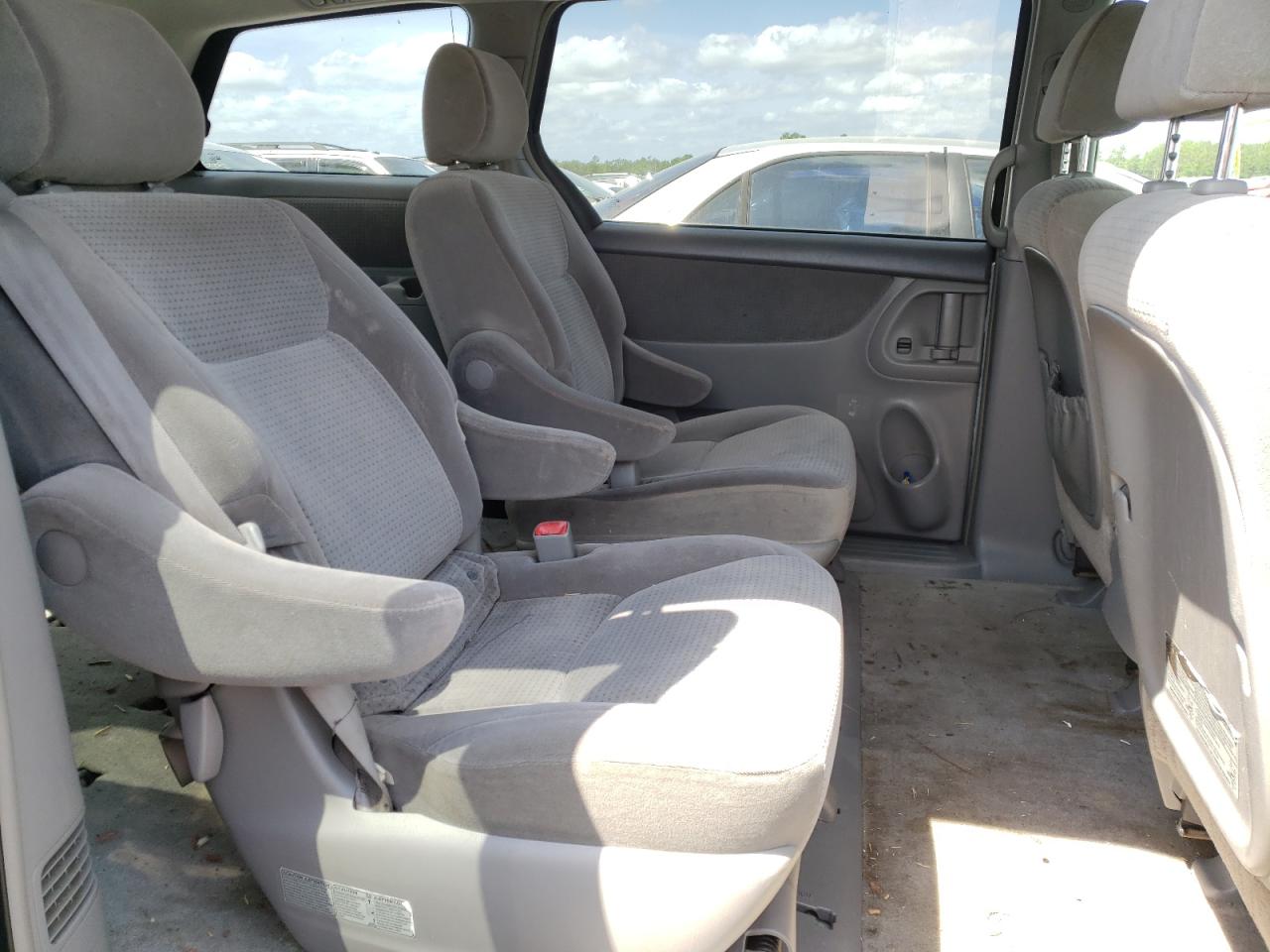 Photo 6 from auction – 2006 TOYOTA SIENNA CE with VIN 5TDZA23C86S444108