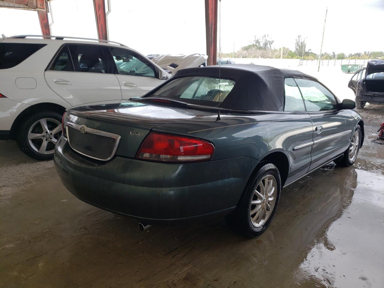 Photo 4 from auction – 2002 CHRYSLER SEBRING LX with VIN 1C3EL55R52N217474