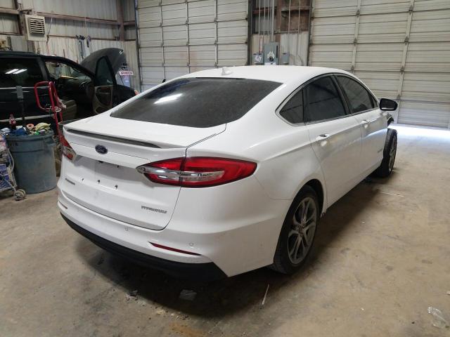 Photo 4 from auction – 2019 FORD FUSION TIT with VIN 3FA6P0RU2KR182448