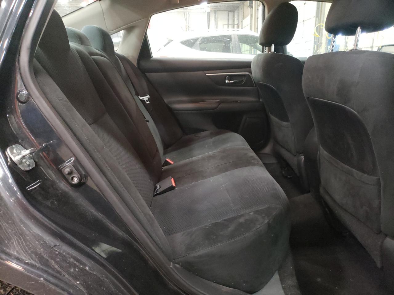 Photo 6 from auction – 2015 NISSAN ALTIMA 2.5 with VIN 1N4AL3AP4FN394192