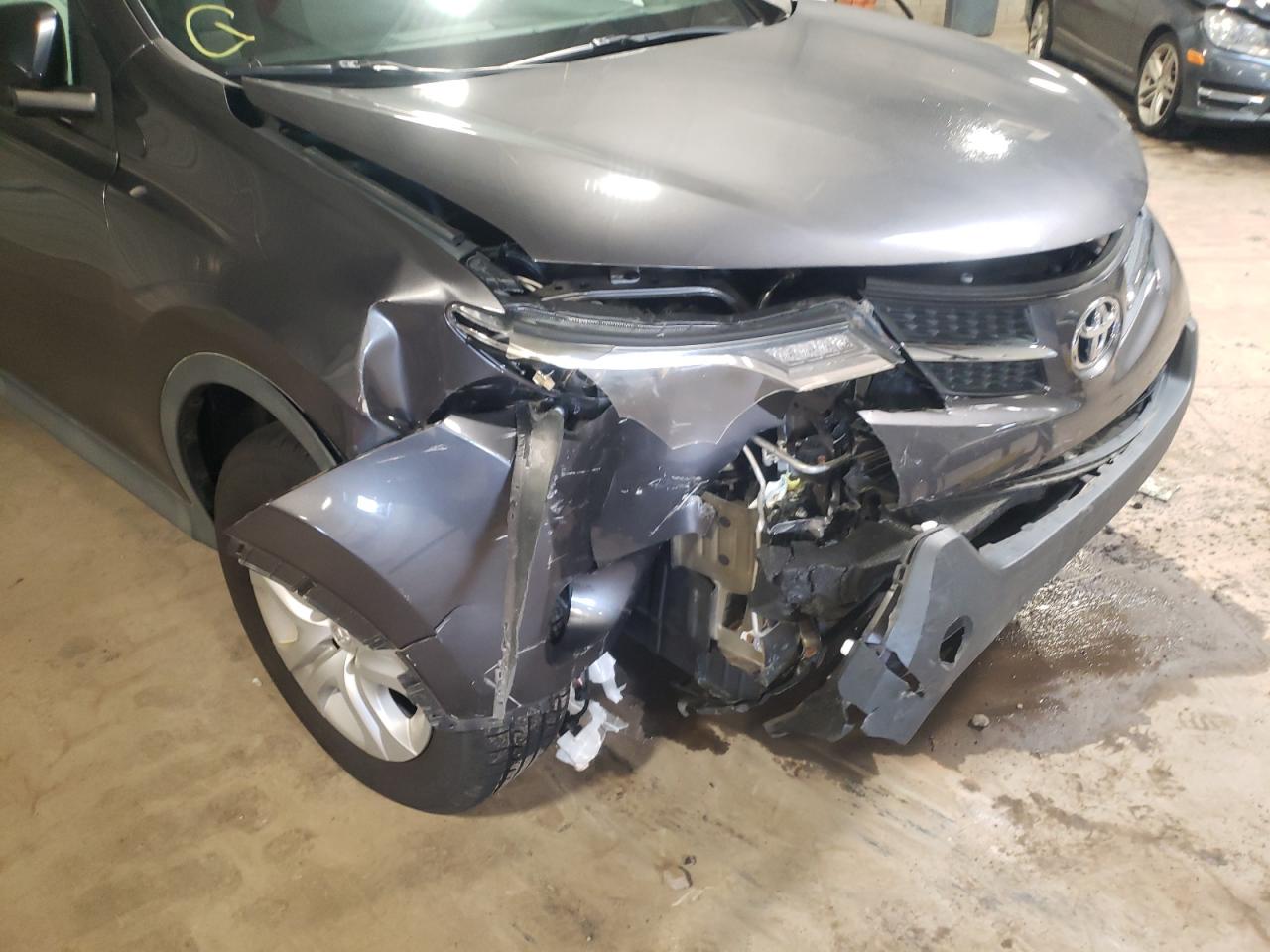 Фото 9 с аукциона – 2013 TOYOTA RAV4 LE с VIN 2T3BFREV2DW008019