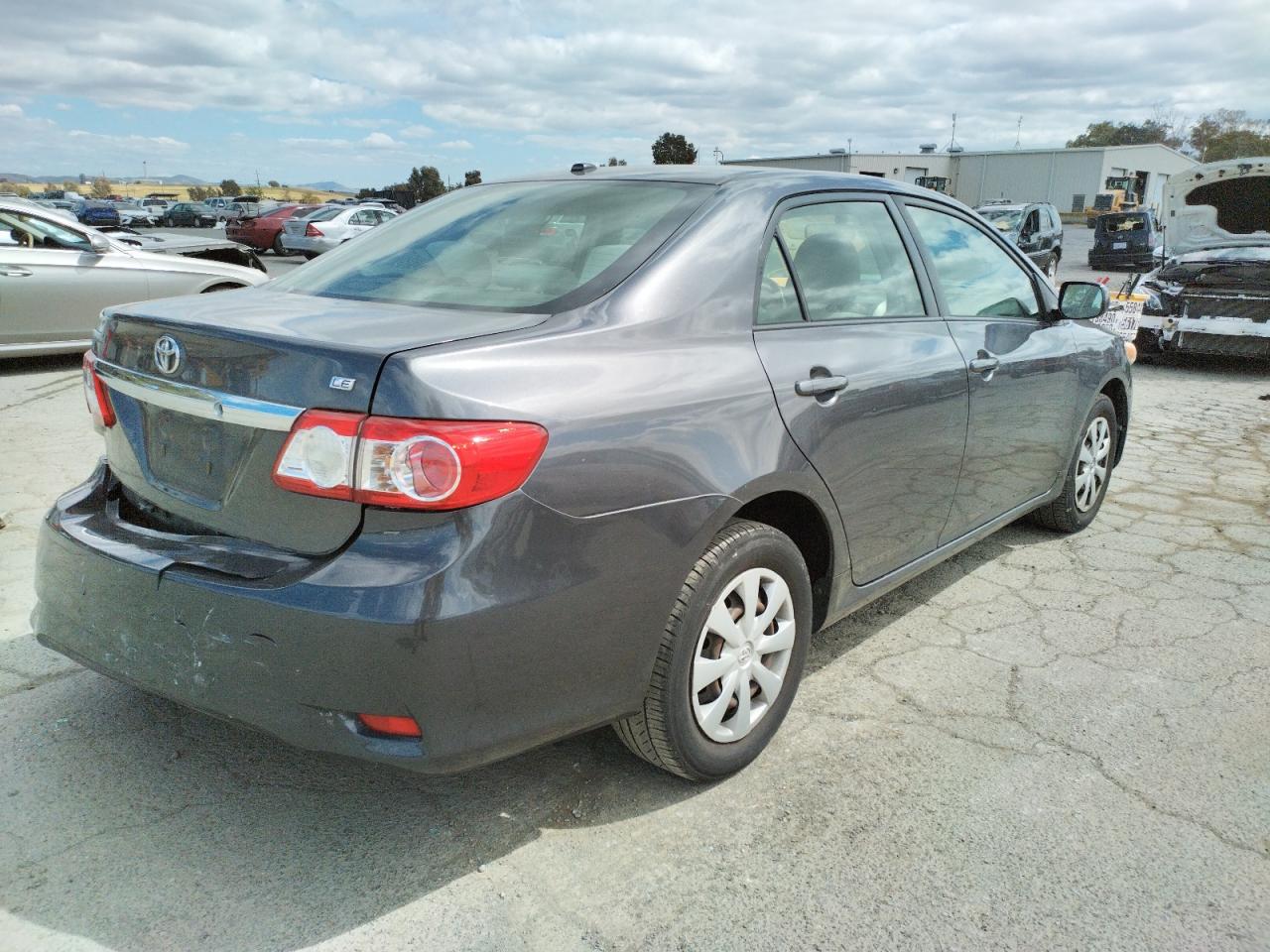 Photo 4 from auction – 2011 TOYOTA COROLLA BA with VIN JTDBU4EE7B9142949