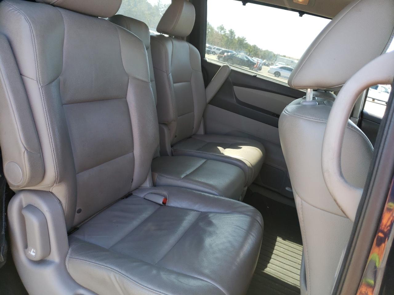 Photo 6 from auction – 2014 HONDA ODYSSEY EX with VIN 5FNRL5H65EB052897