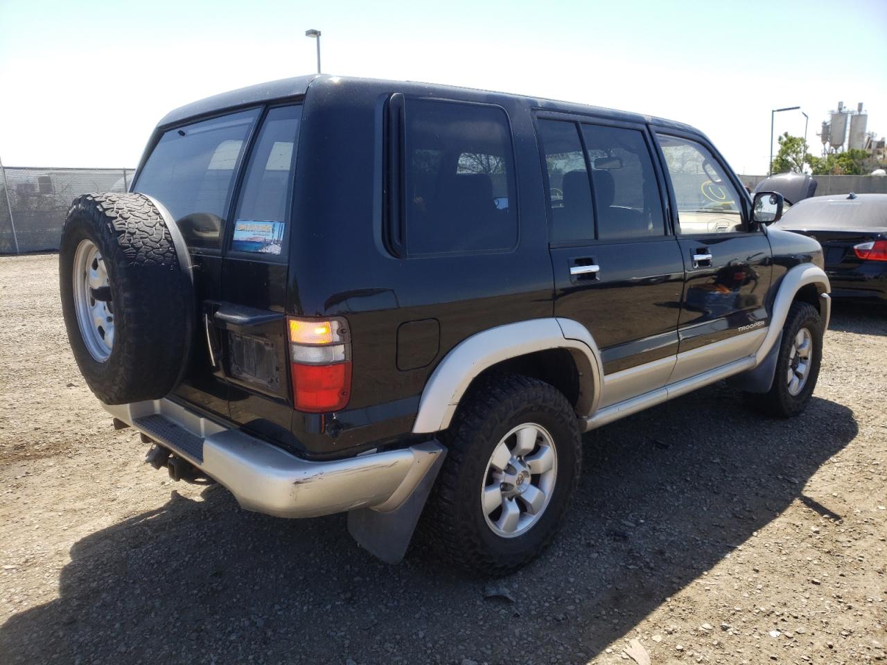 Photo 4 from auction – 2001 ISUZU TROOPER S with VIN JACDJ58X117J05134