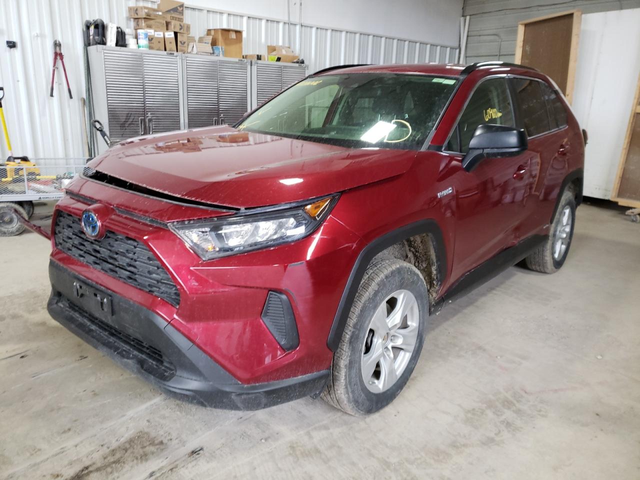 Photo 2 from auction – 2019 TOYOTA RAV4 LE with VIN JTMLWRFV5KD023143