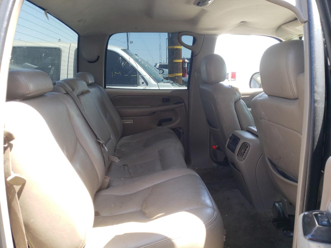 Photo 6 from auction – 2003 CHEVROLET SILVERADO with VIN 1GCGC13U23F203323