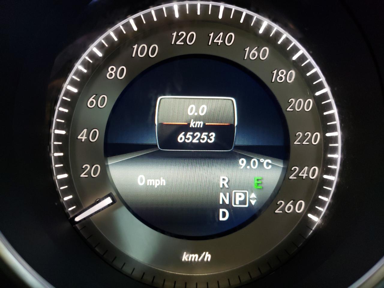 Photo 8 from auction – 2014 MERCEDES-BENZ E 250 BLUE with VIN WDDHF9HB5EA952916