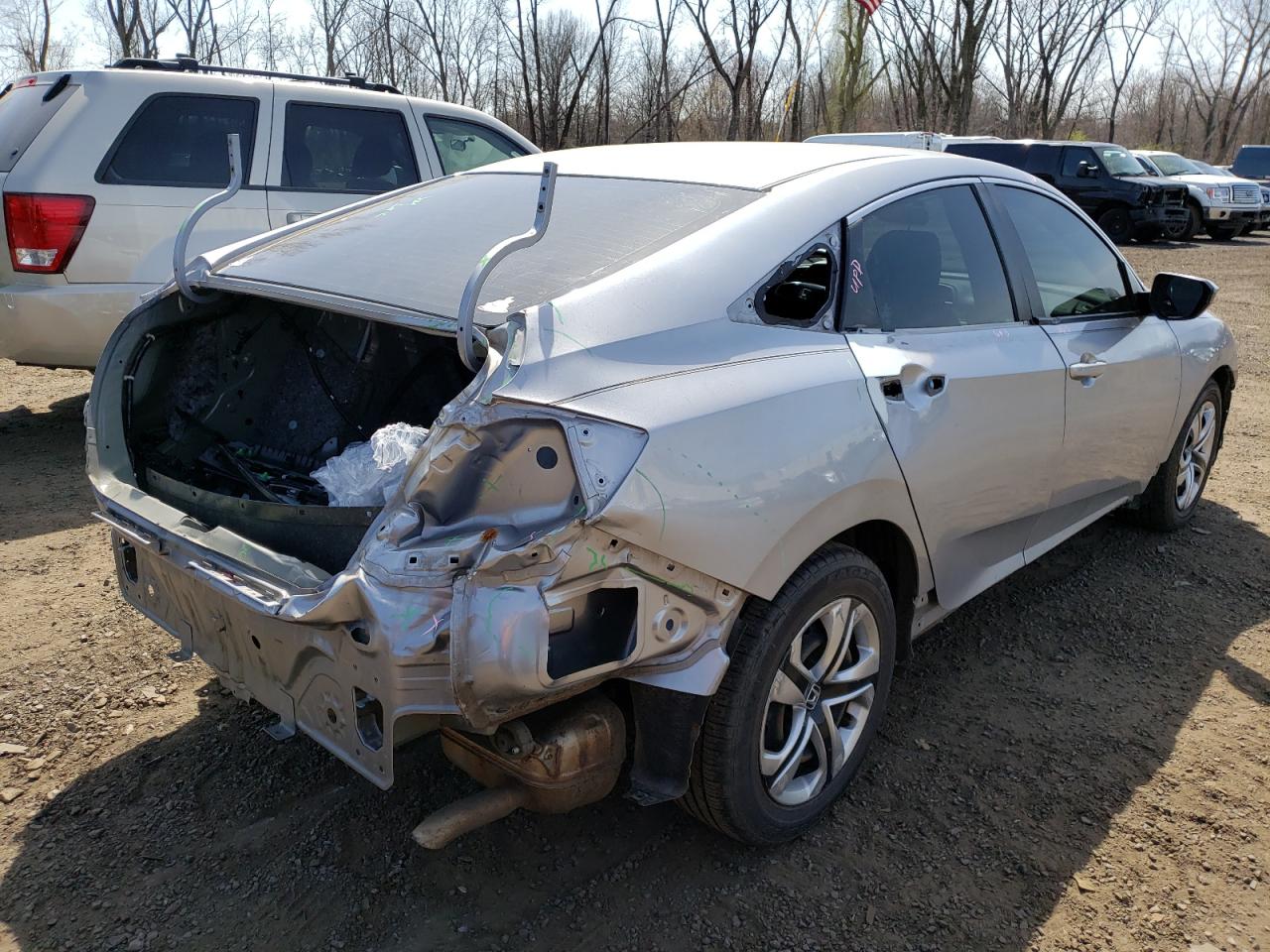 Photo 4 from auction – 2016 HONDA CIVIC LX with VIN 19XFC2F58GE200318