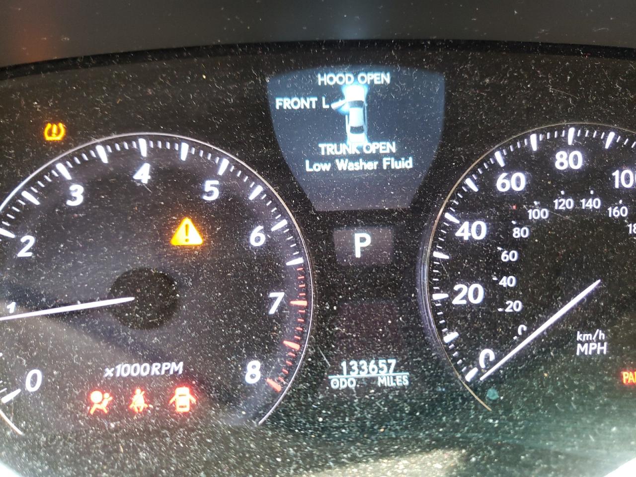 Photo 8 from auction – 2010 LEXUS LS 460L with VIN JTHGL5EF2A5041538