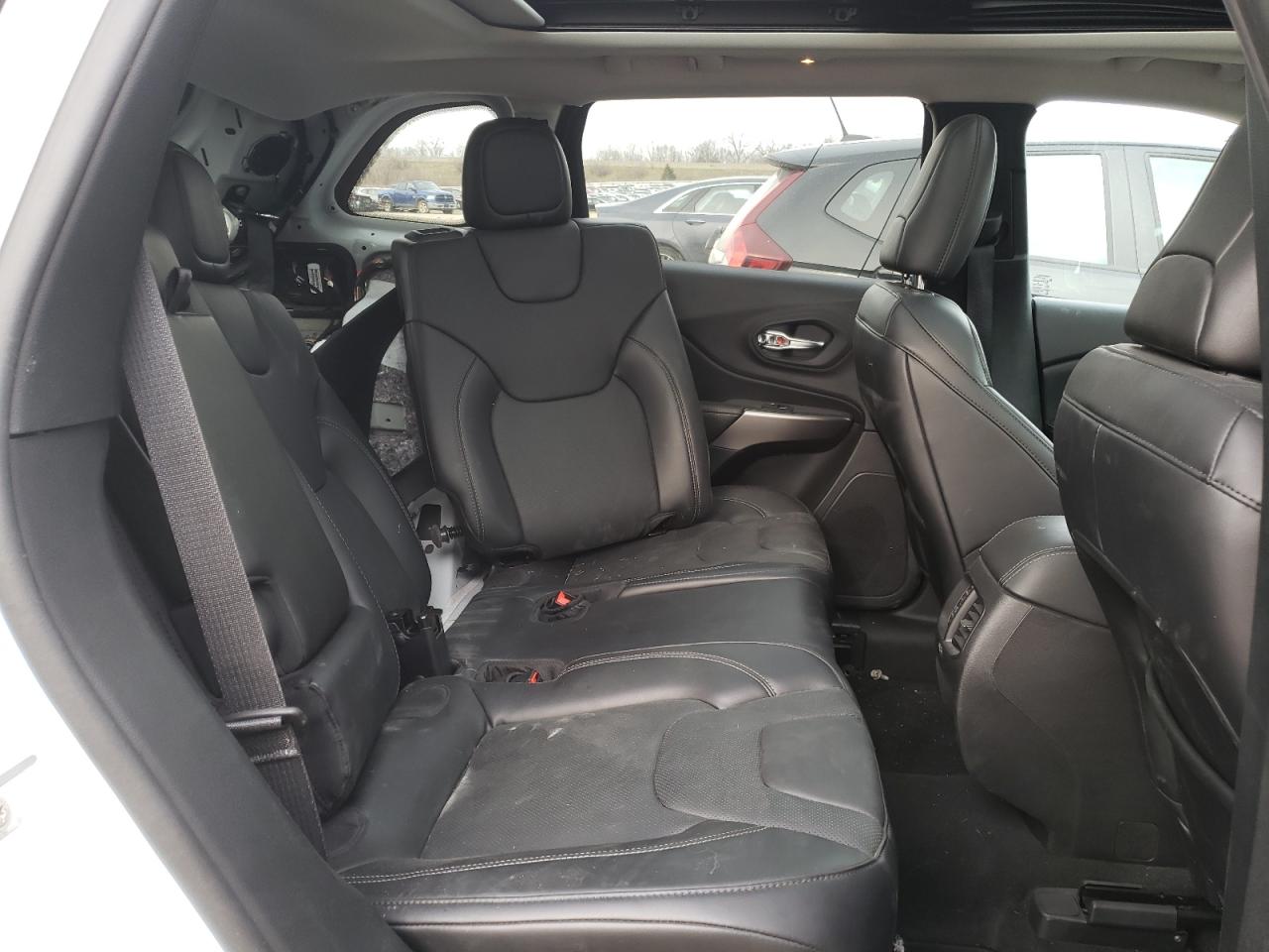 Photo 6 from auction – 2021 JEEP CHEROKEE L with VIN 1C4PJMDX2MD128121