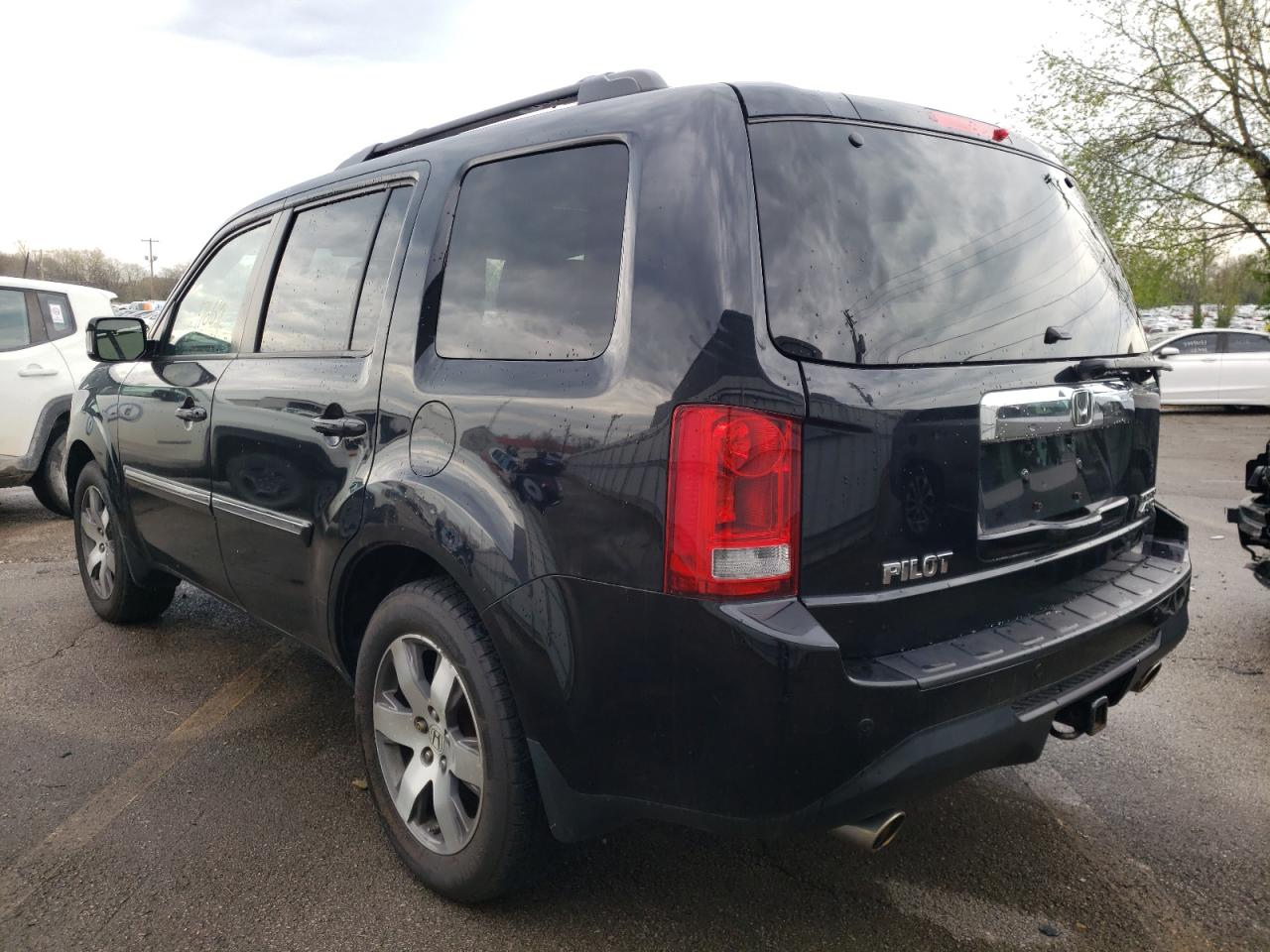 Photo 3 from auction – 2013 HONDA PILOT TOUR with VIN 5FNYF4H95DB070242