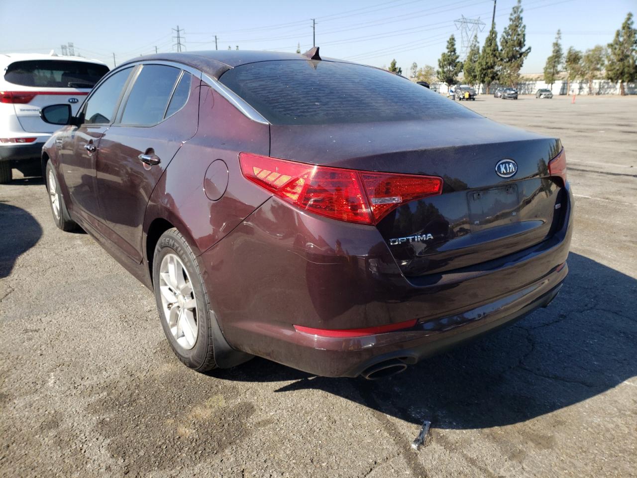 Photo 3 from auction – 2012 KIA OPTIMA LX with VIN 5XXGM4A77CG068787
