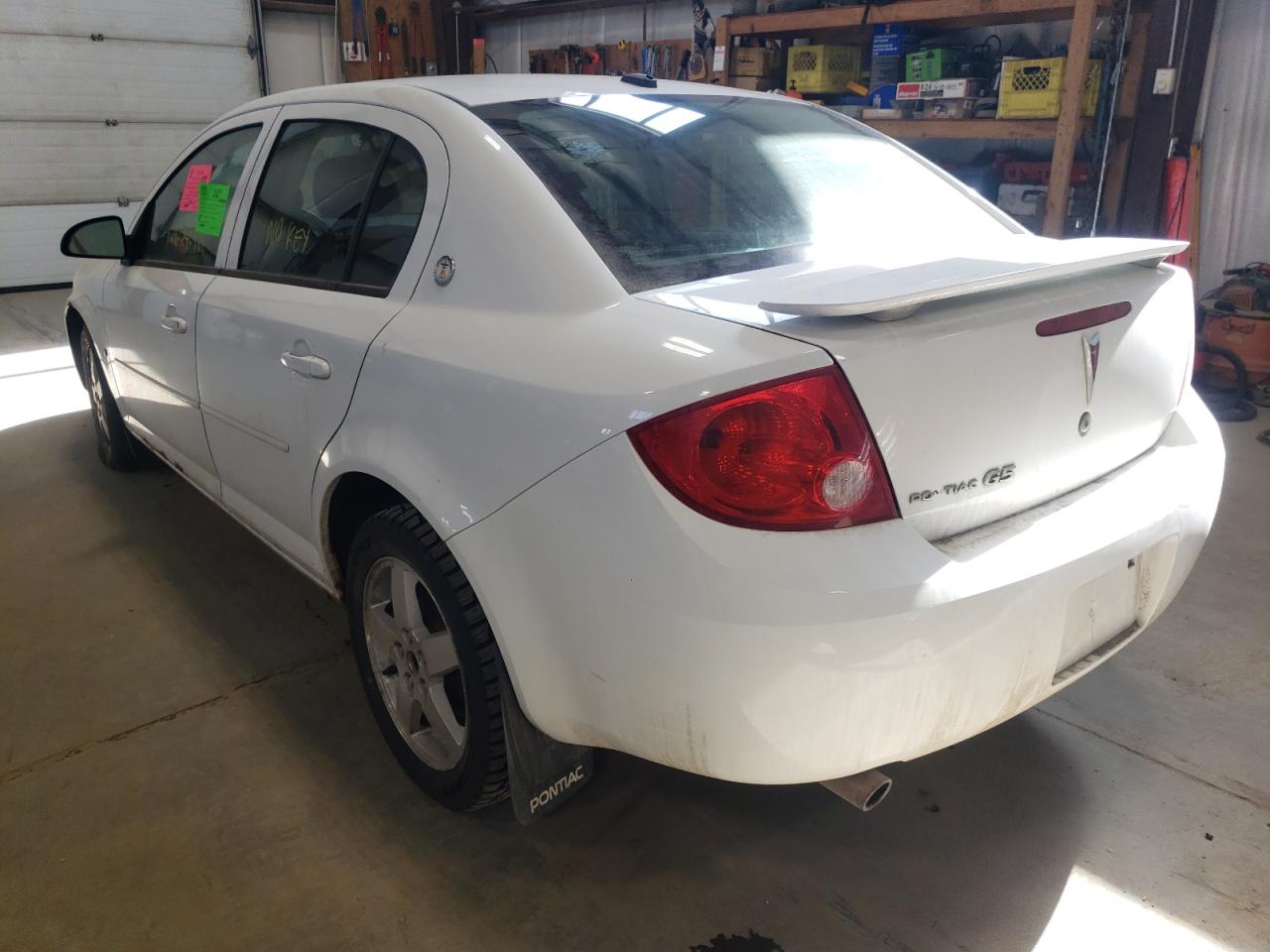Photo 3 from auction – 2009 PONTIAC G5 SE with VIN 1G2AS58H697121372