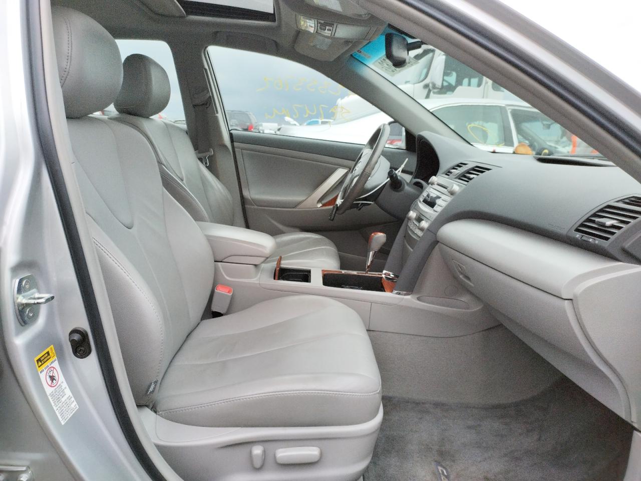 Photo 5 from auction – 2011 TOYOTA CAMRY BASE with VIN 4T4BF3EKXBR185237