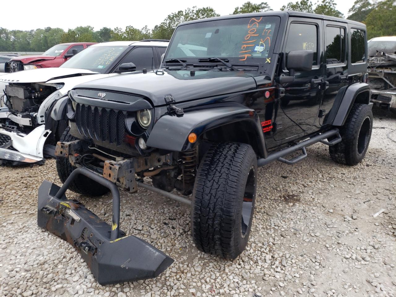 Photo 2 from auction – 2014 JEEP WRANGLER U with VIN 1C4BJWDG2EL113356