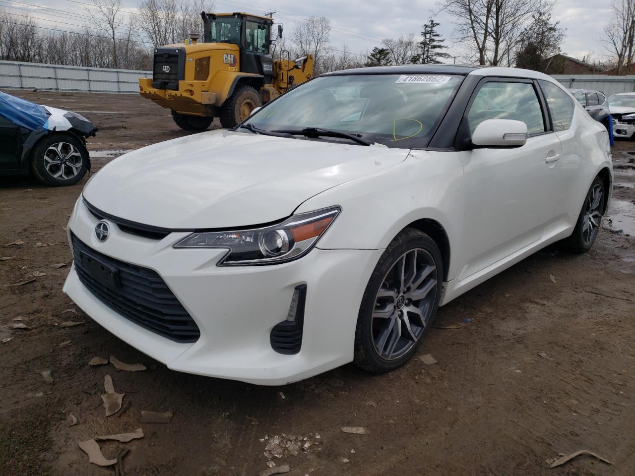 Photo 2 from auction – 2015 TOYOTA SCION TC with VIN JTKJF5C73FJ011269