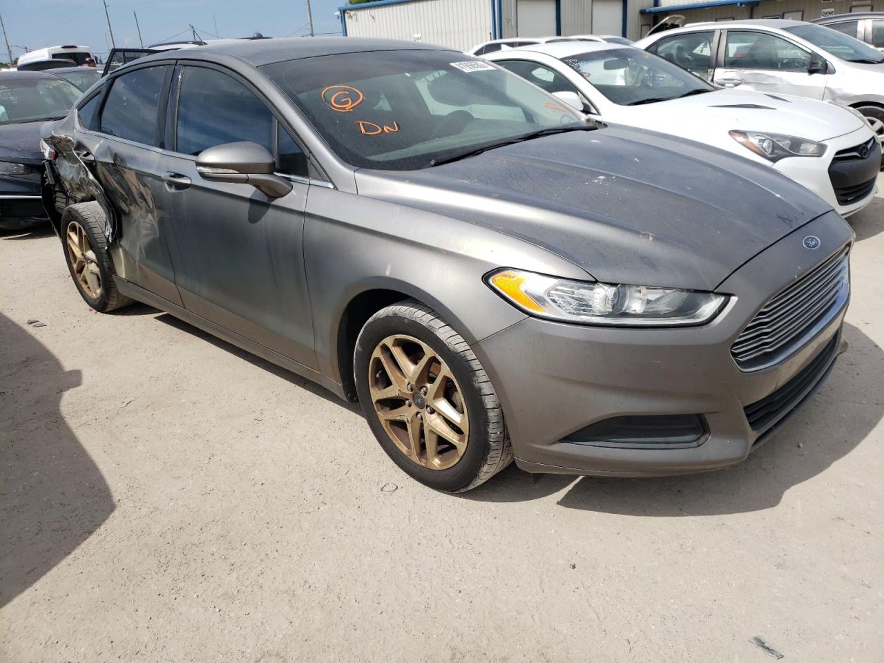 FORD FUSION SE 2014 with VIN 3FA6P0HD6ER282252 - Photo from auction