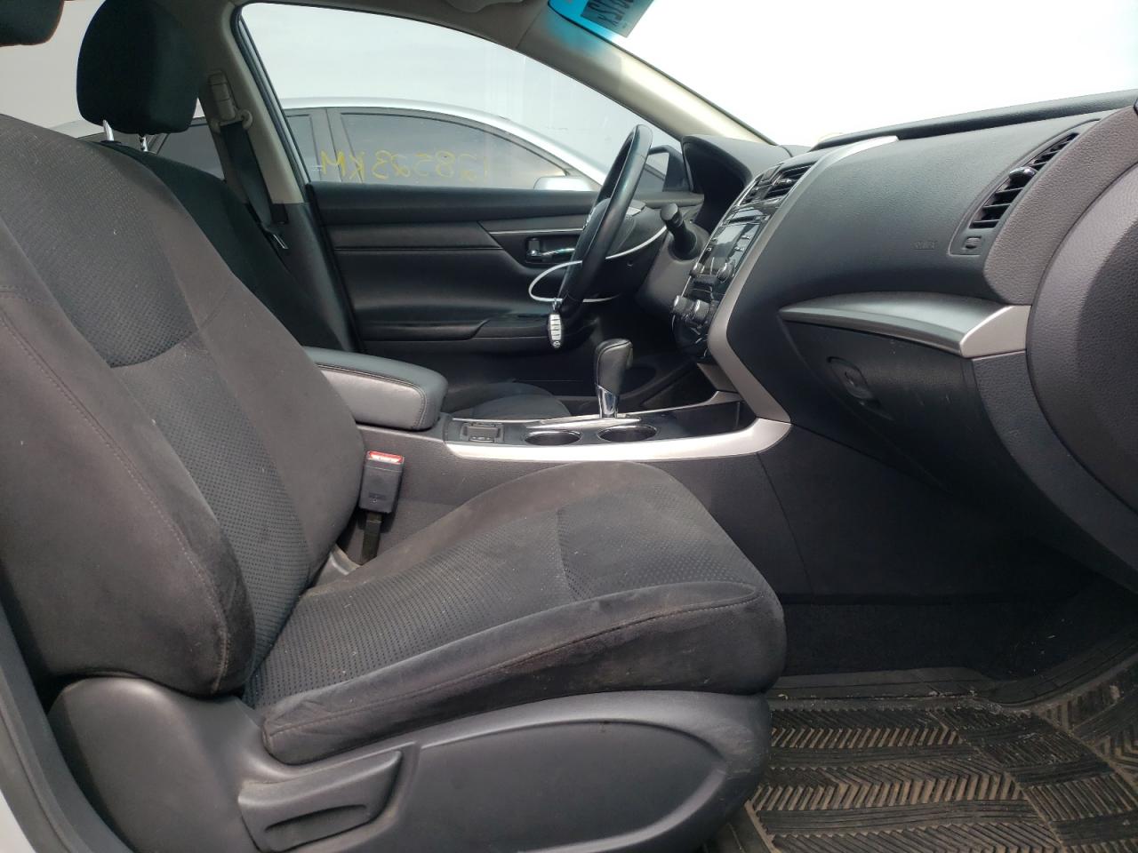 Photo 5 from auction – 2015 NISSAN ALTIMA 2.5 with VIN 1N4AL3AP7FN406285