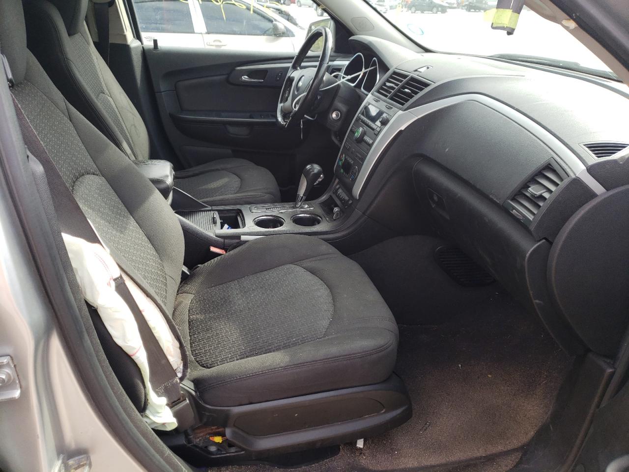 Photo 5 from auction – 2012 CHEVROLET TRAVERSE L with VIN 1GNKVJED1CJ190876