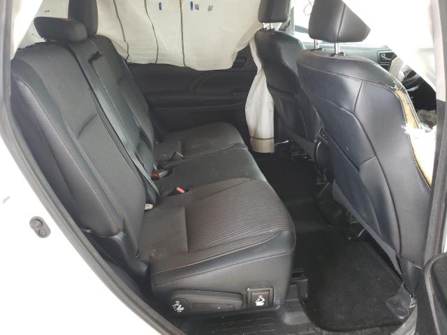Photo 6 from auction – 2017 TOYOTA HIGHLANDER with VIN 5TDZZRFH2HS226824