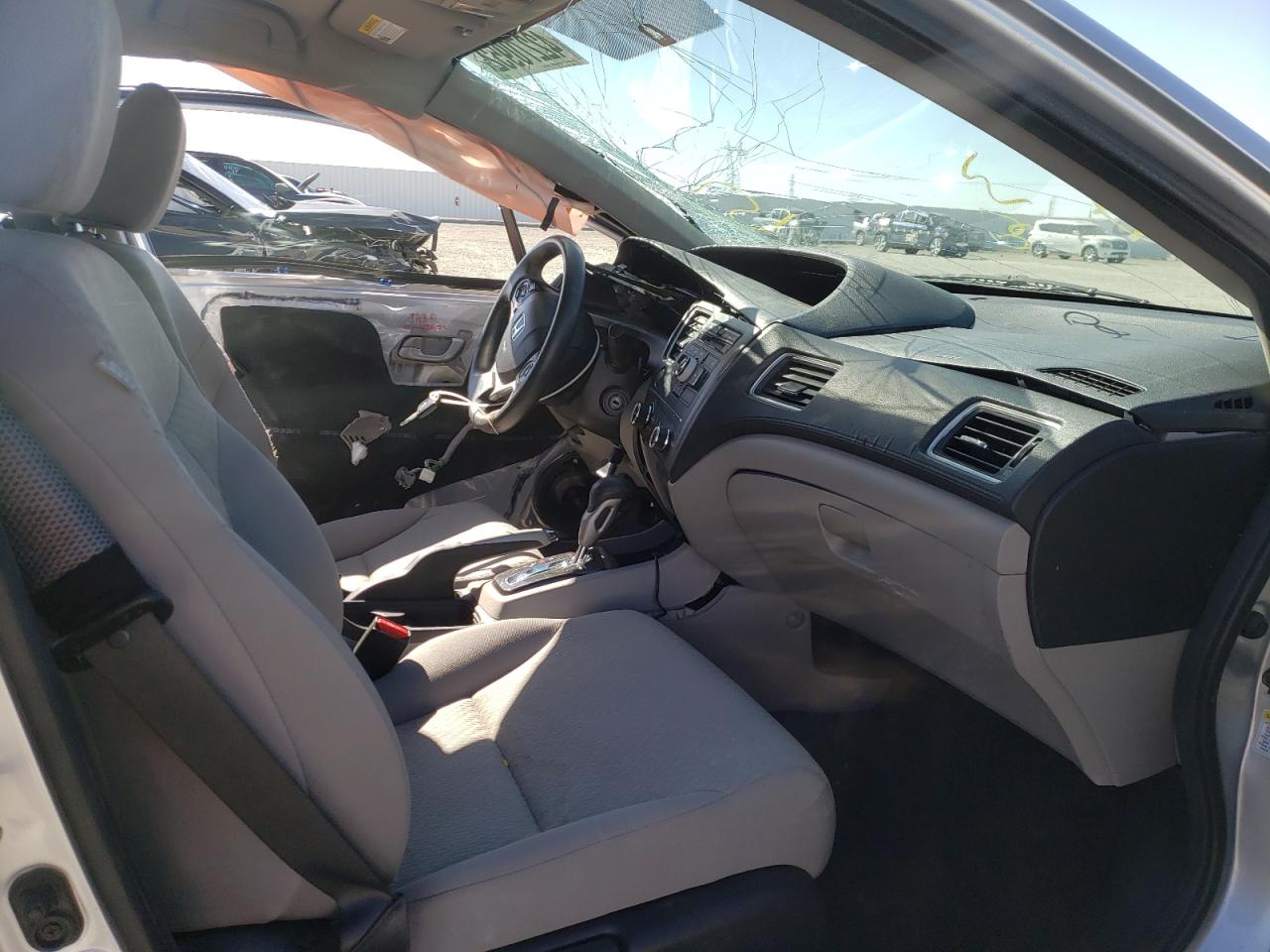 Photo 5 from auction – 2014 HONDA CIVIC LX with VIN 19XFB2F5XEE200904