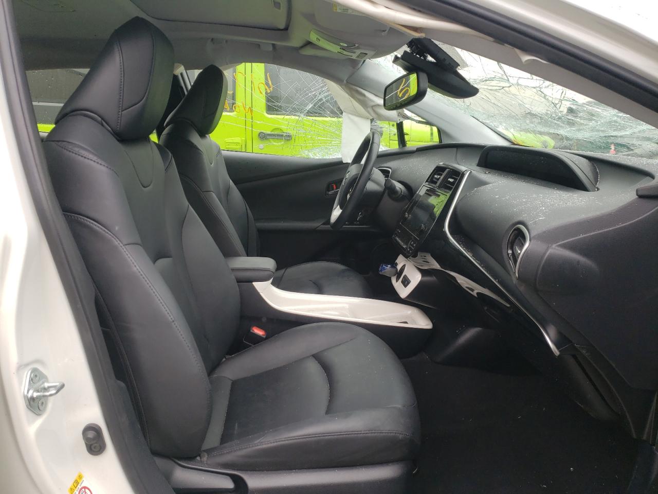 Photo 5 from auction – 2017 TOYOTA PRIUS with VIN JTDKARFU9H3033349