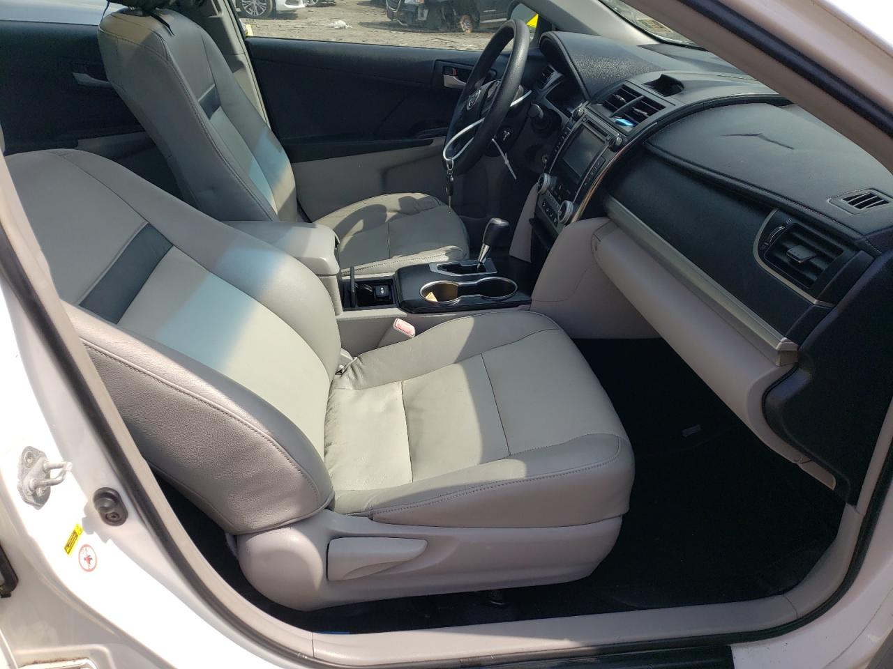 Photo 5 from auction – 2012 TOYOTA CAMRY BASE with VIN 4T1BF1FK5CU521990