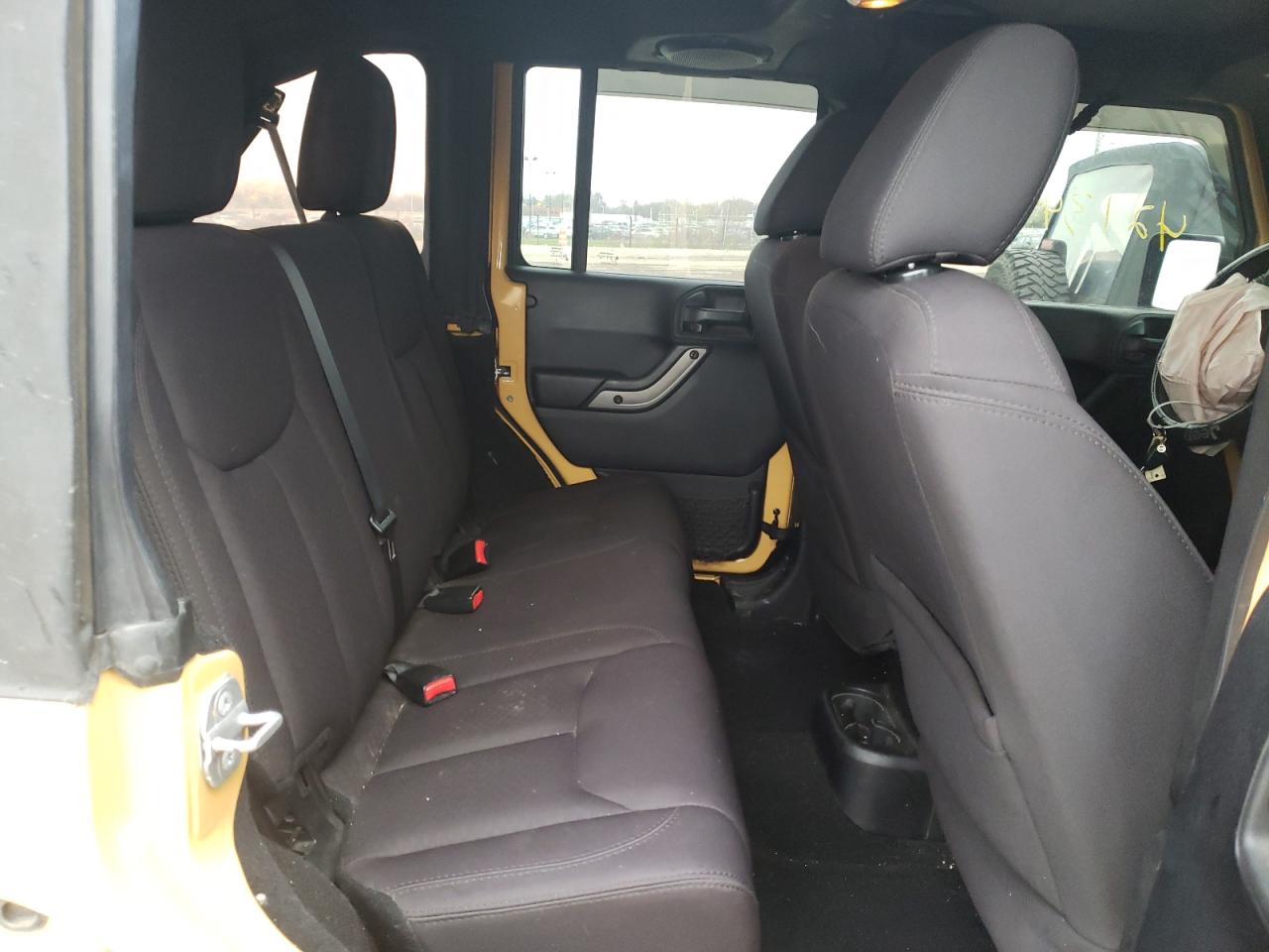 Photo 6 from auction – 2014 JEEP WRANGLER U with VIN 1C4BJWDG6EL205943