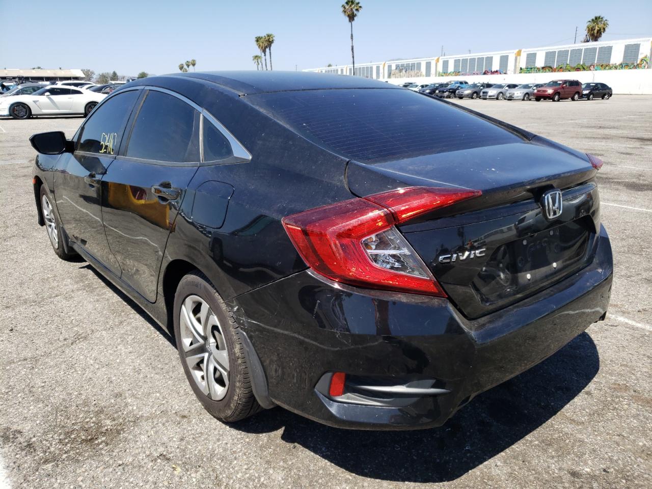Photo 3 from auction – 2017 HONDA CIVIC LX with VIN 2HGFC2F51HH539686