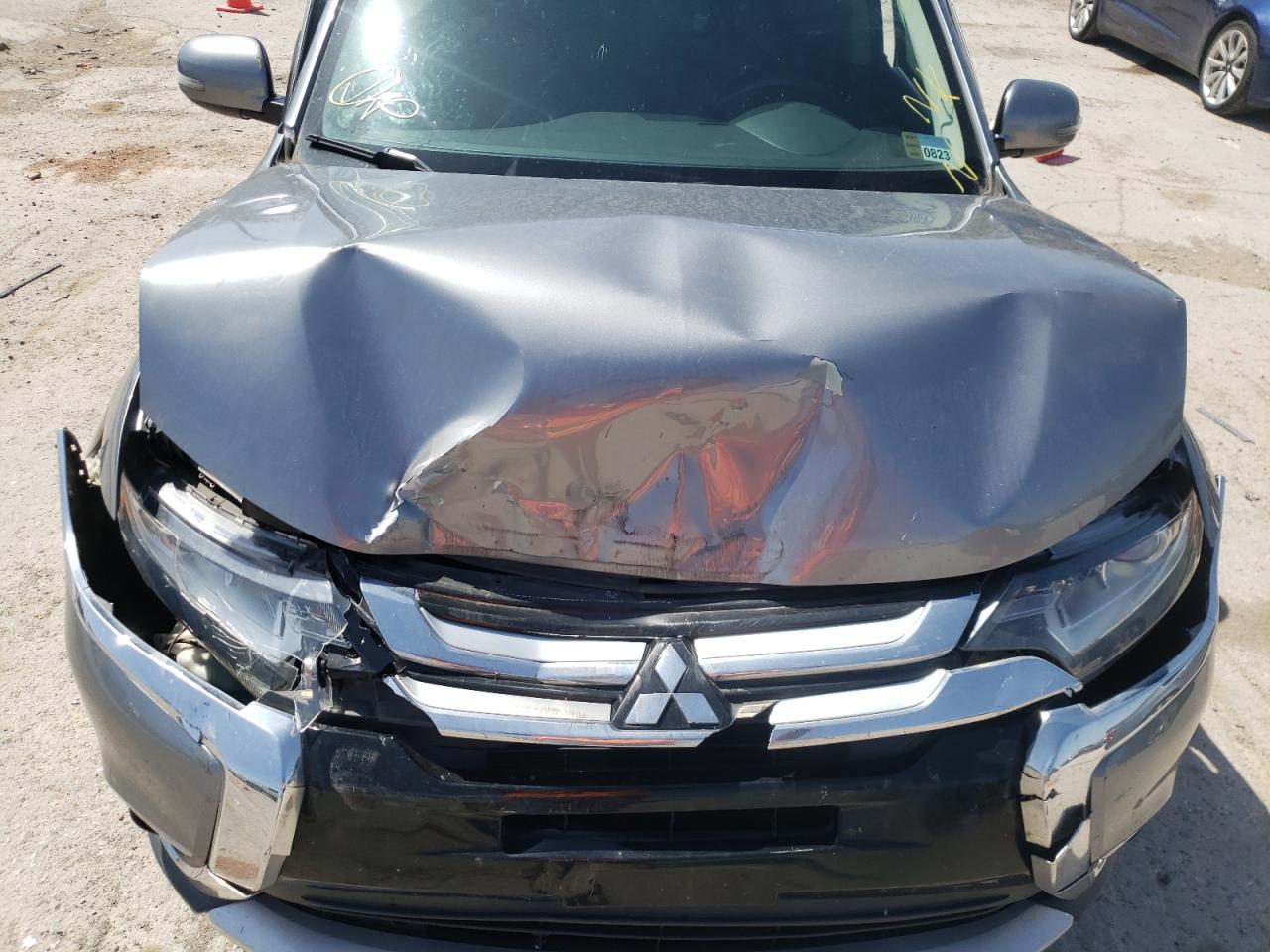 Photo 7 from auction – 2016 MITSUBISHI OUTLANDER with VIN JA4AD3A34GZ014485