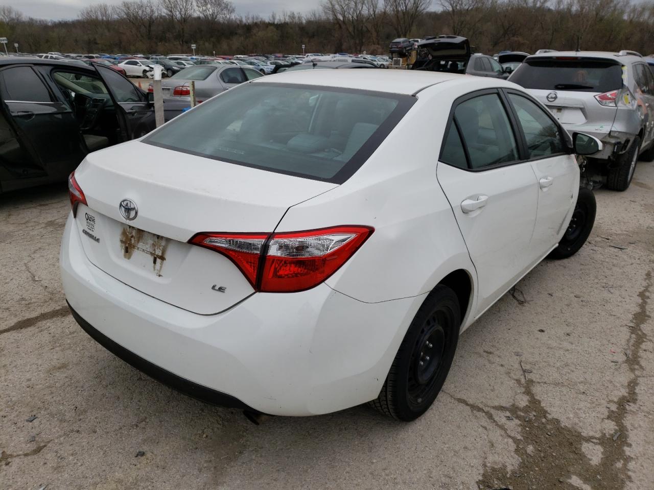 Photo 4 from auction – 2015 TOYOTA COROLLA L with VIN 5YFBURHE9FP307652