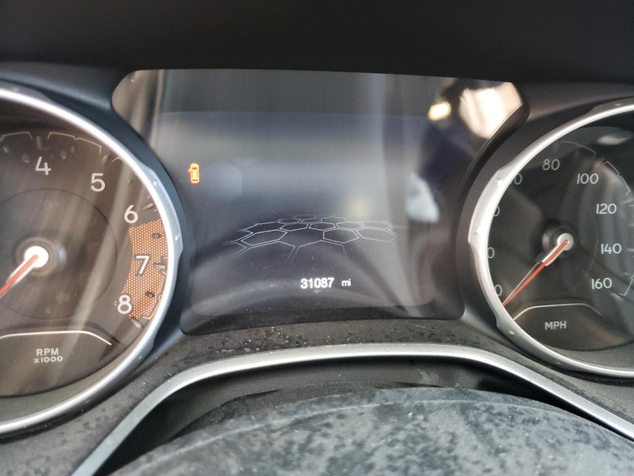 Photo 8 from auction – 2020 JEEP COMPASS LI with VIN 3C4NJDCB4LT119569