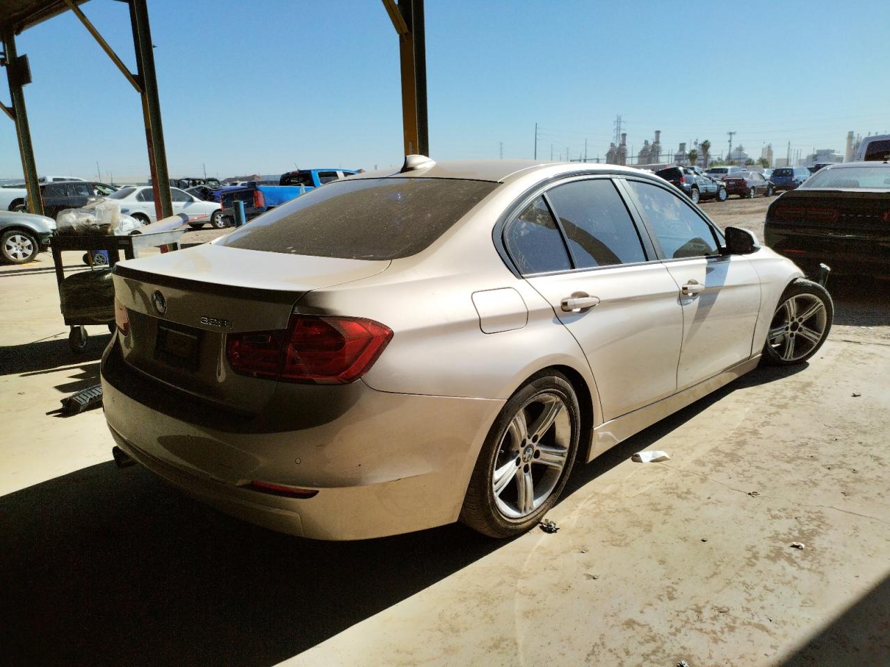Photo 4 from auction – 2014 BMW 328 I with VIN WBA3A5C57EJ465369