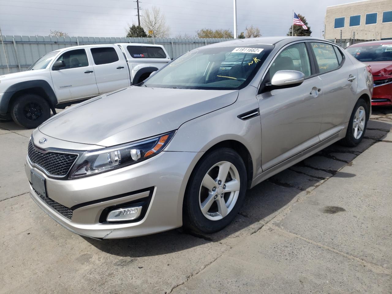 Photo 2 from auction – 2015 KIA OPTIMA LX with VIN KNAGM4A70F5556730