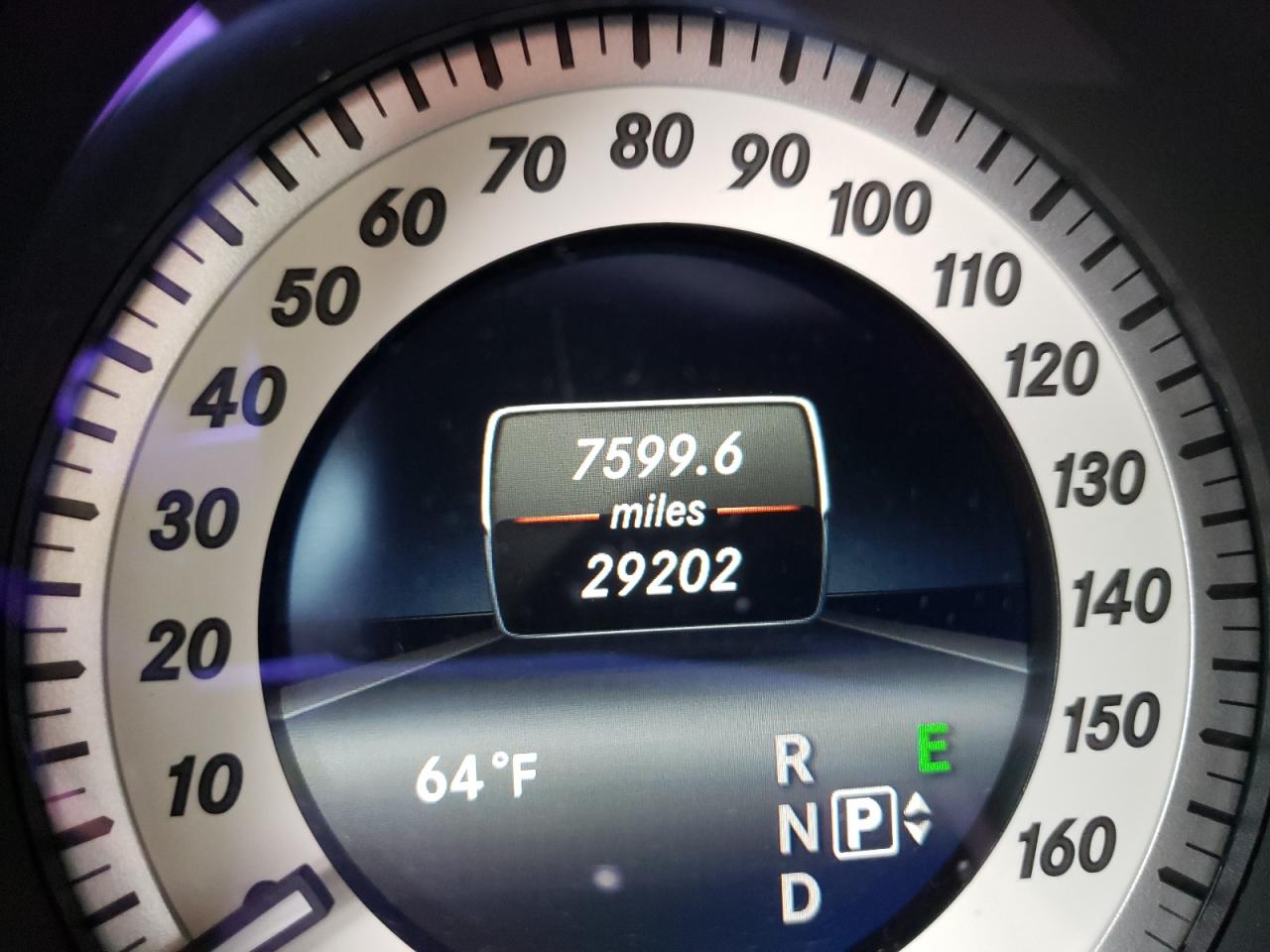 Photo 8 from auction – 2015 MERCEDES-BENZ E 350 4MAT with VIN WDDHF8JB6FB093299
