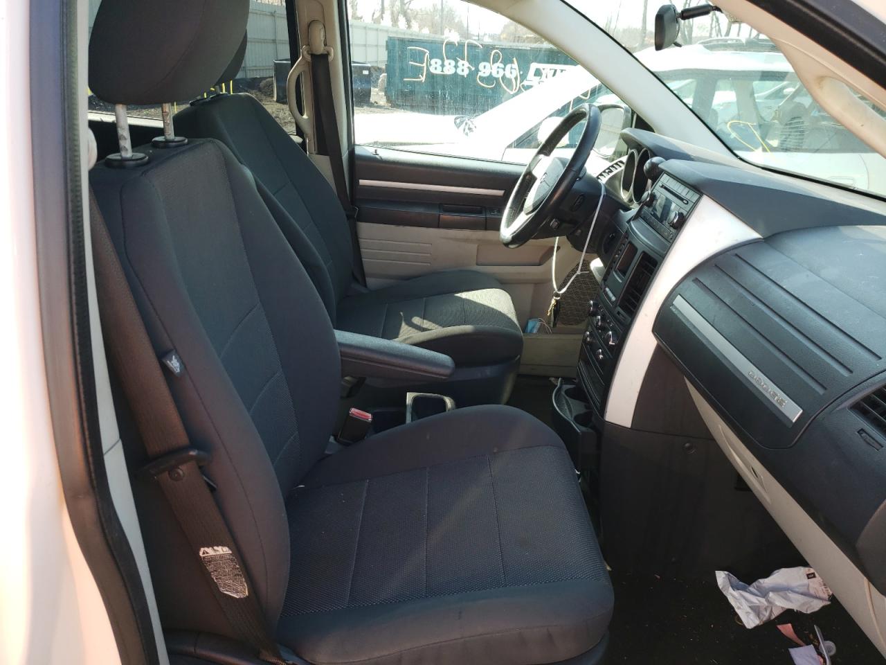 Photo 5 from auction – 2008 DODGE GRAND CARA with VIN 1D8HN54P68B171460