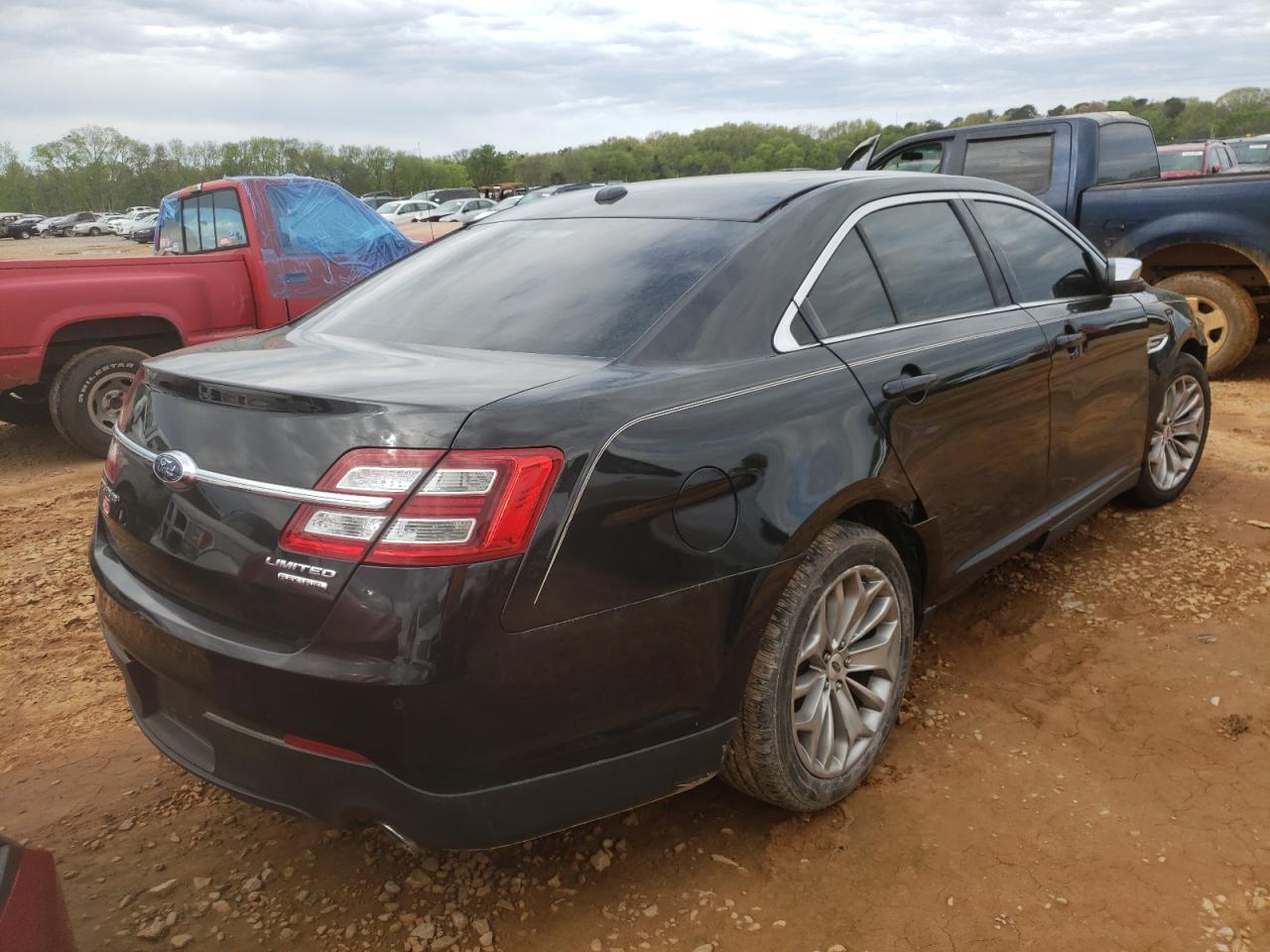 Photo 4 from auction – 2015 FORD TAURUS LIM with VIN 1FAHP2F84FG110501