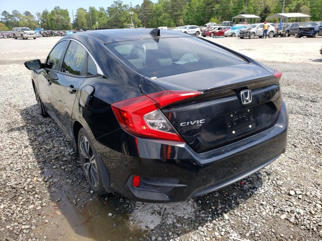 Photo 3 from auction – 2018 HONDA CIVIC EX with VIN JHMFC1F34JX029534