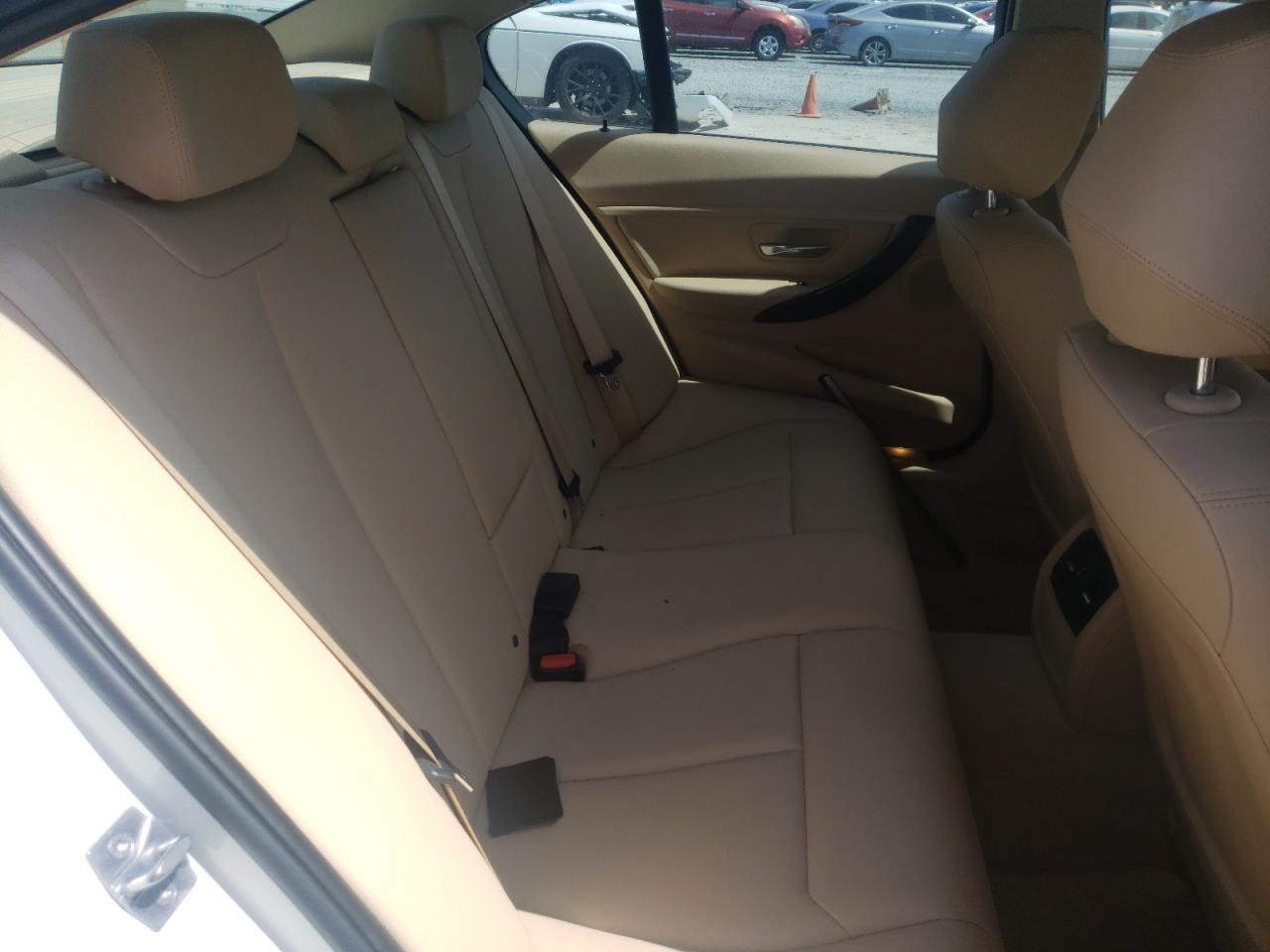 Photo 6 from auction – 2014 BMW 320 I XDRI with VIN WBA3C3C52EF986971
