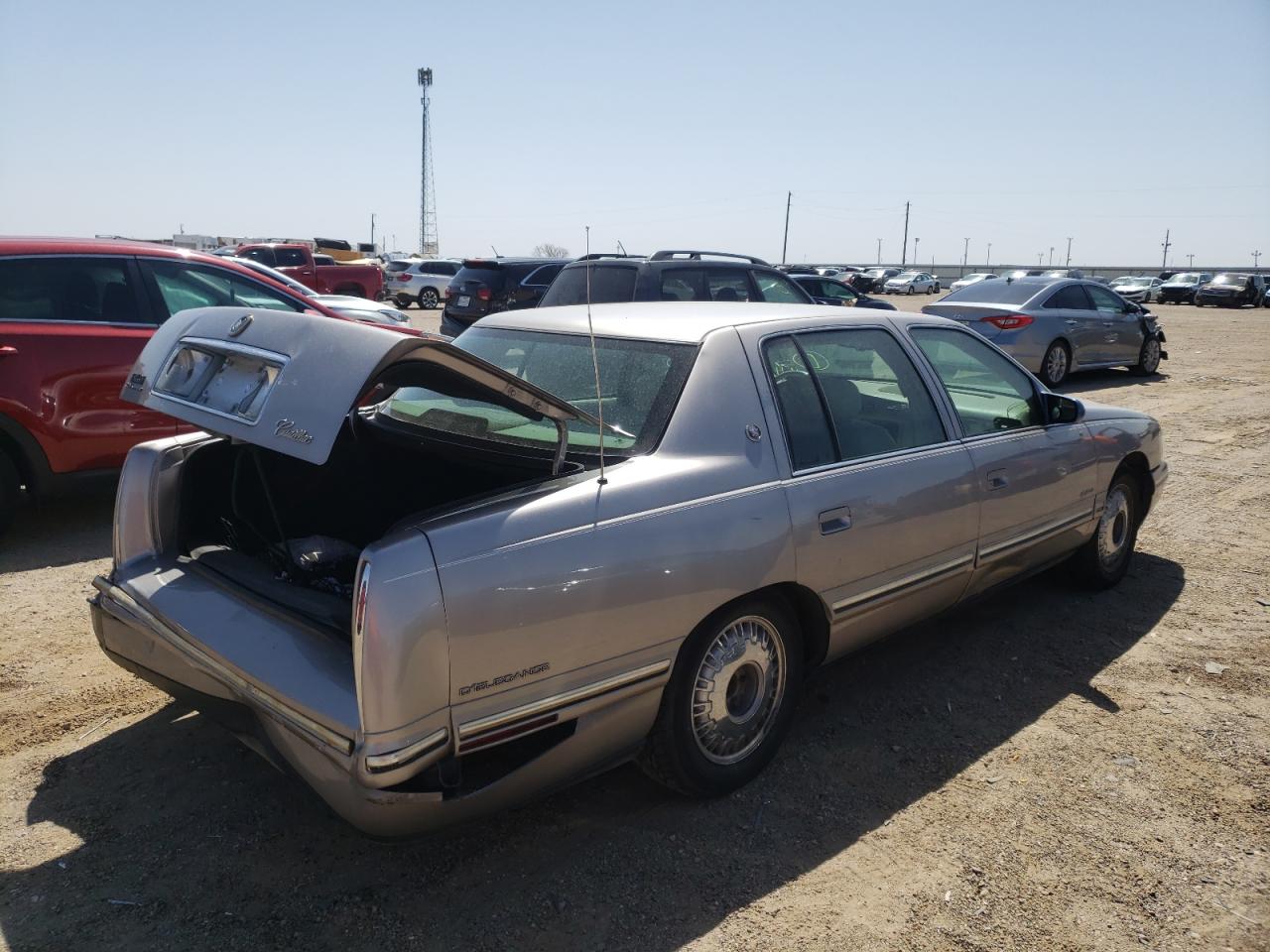 Photo 4 from auction – 1997 CADILLAC DEVILLE DE with VIN 1G6KE54Y8VU246241