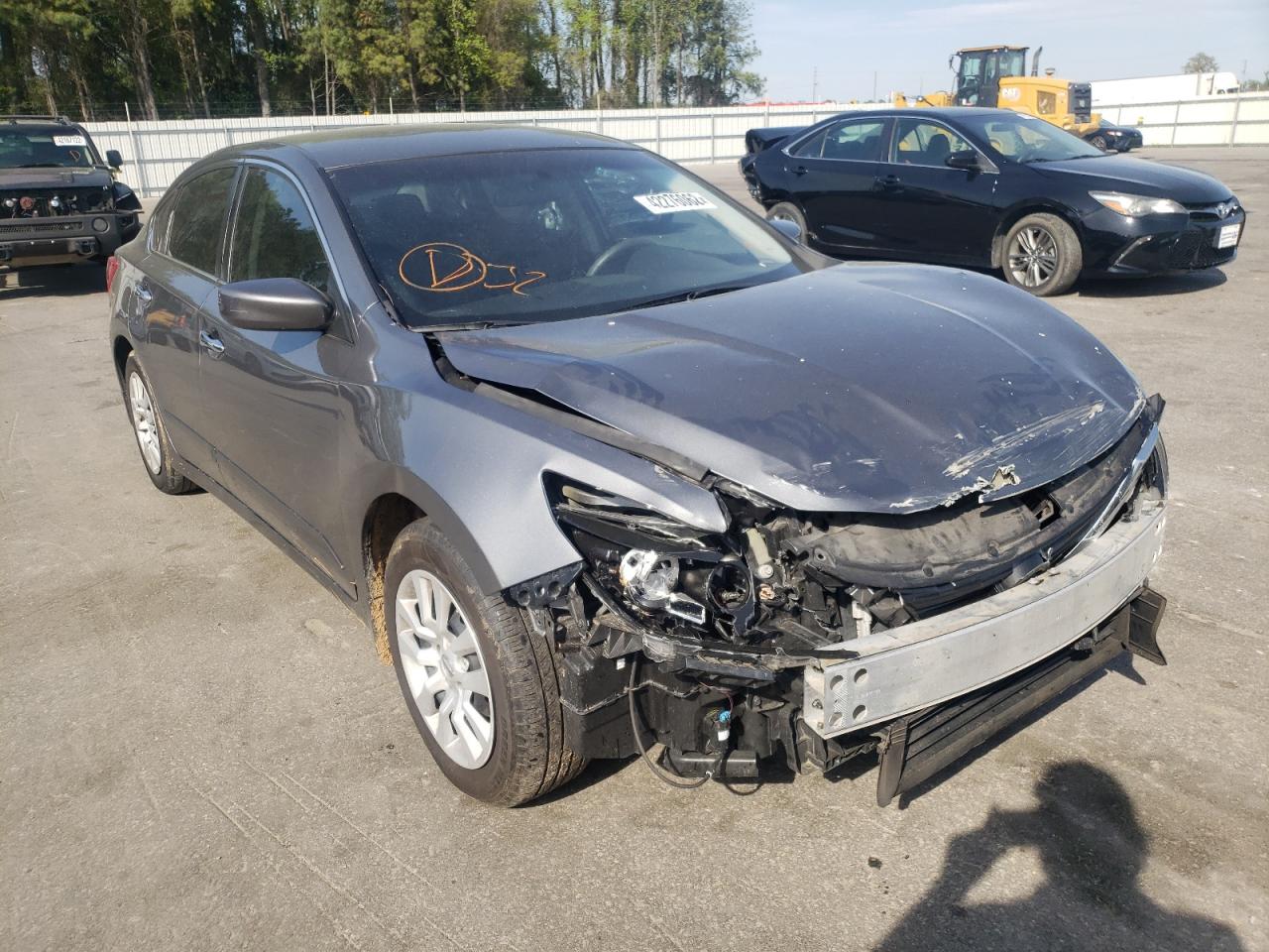 NISSAN ALTIMA 2.5 2017 with VIN 1N4AL3AP4HN355945 - Photo from auction