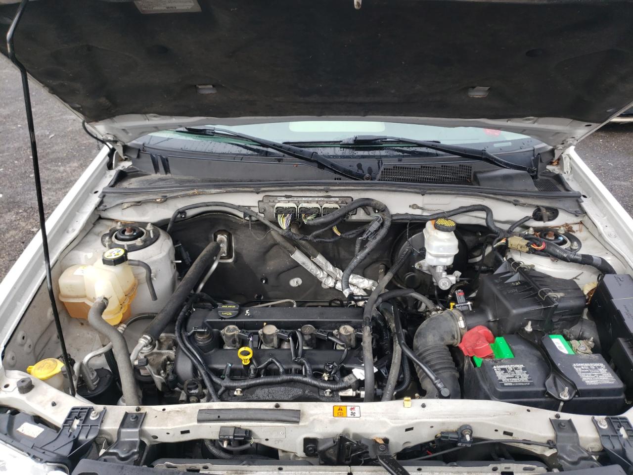 Photo 7 from auction – 2010 FORD ESCAPE XLT with VIN 1FMCU0D79AKB76460
