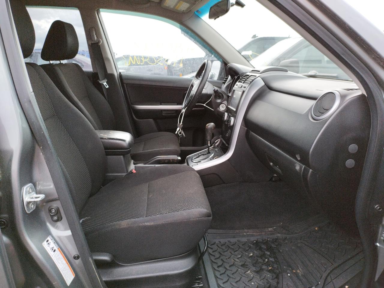 Photo 5 from auction – 2010 SUZUKI GRAND VITA with VIN JS3TD0D21A4100892