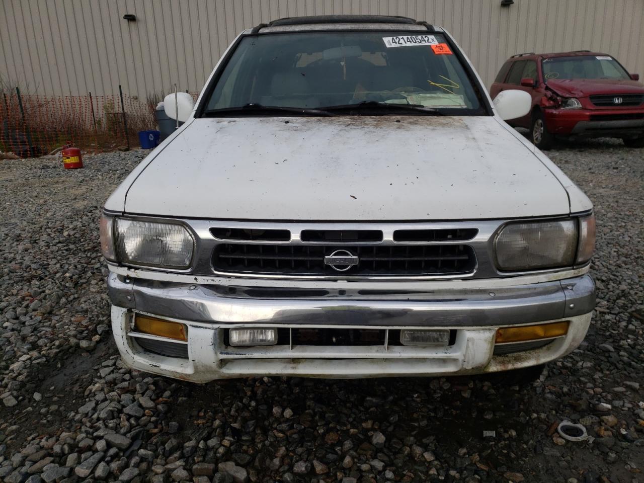Photo 9 from auction – 1996 NISSAN PATHFINDER with VIN JN8AR05S6TW035068