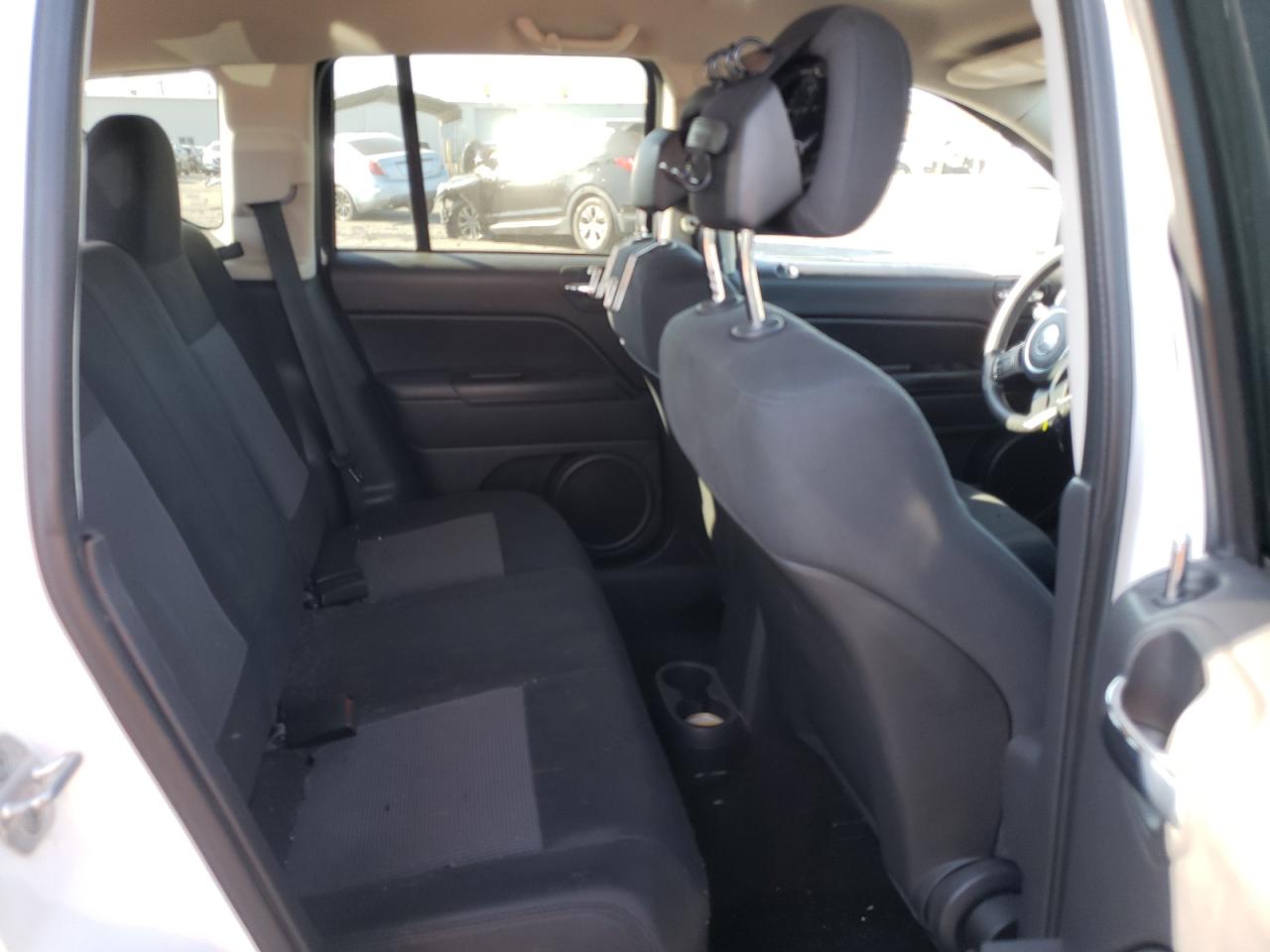 Photo 6 from auction – 2013 JEEP COMPASS SP with VIN 1C4NJDBB1DD275156