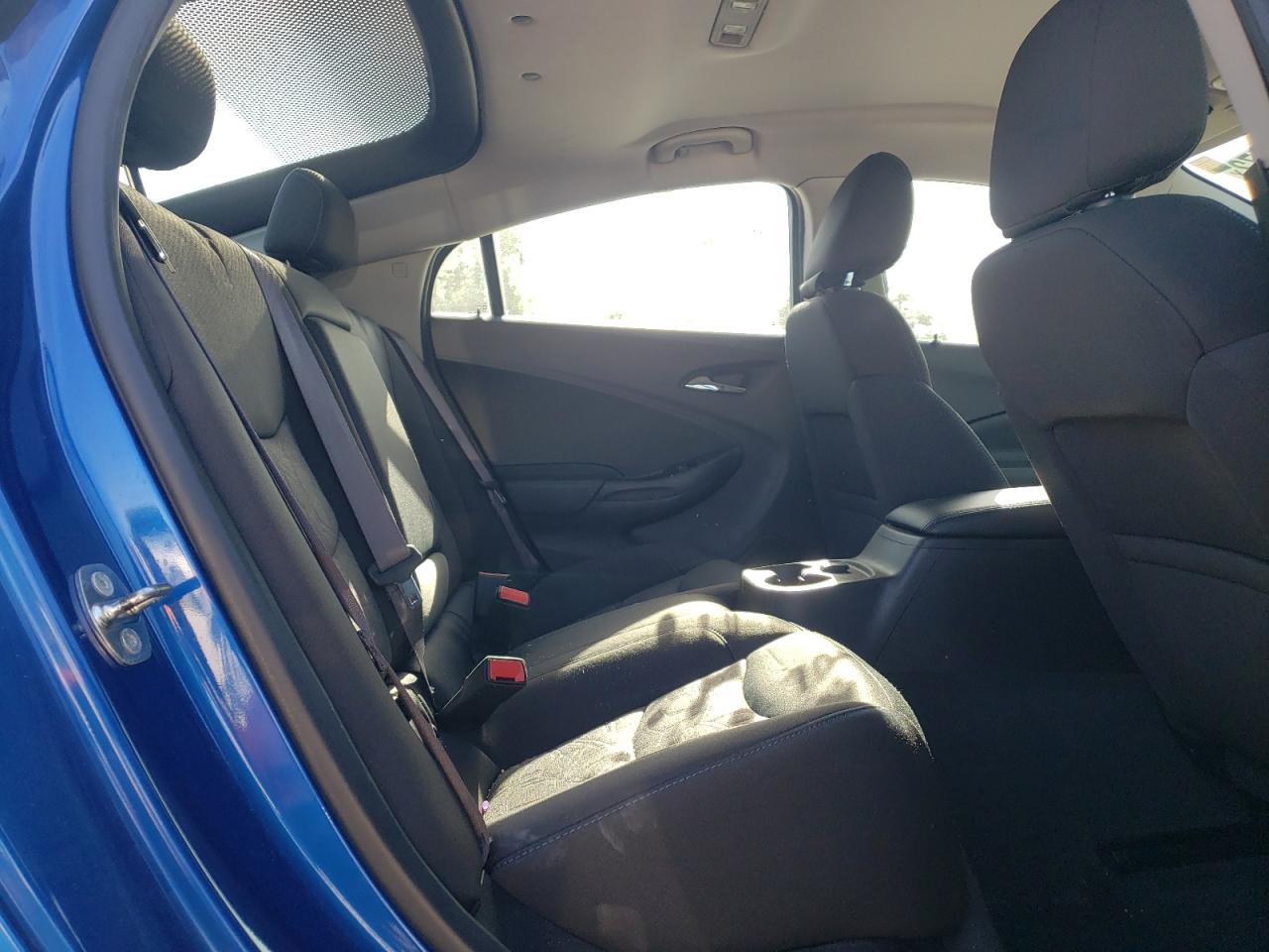 Photo 6 from auction – 2017 CHEVROLET VOLT LT with VIN 1G1RA6S53HU109534