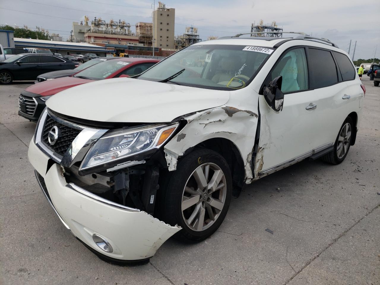 Photo 2 from auction – 2013 NISSAN PATHFINDER with VIN 5N1AR2MNXDC622164
